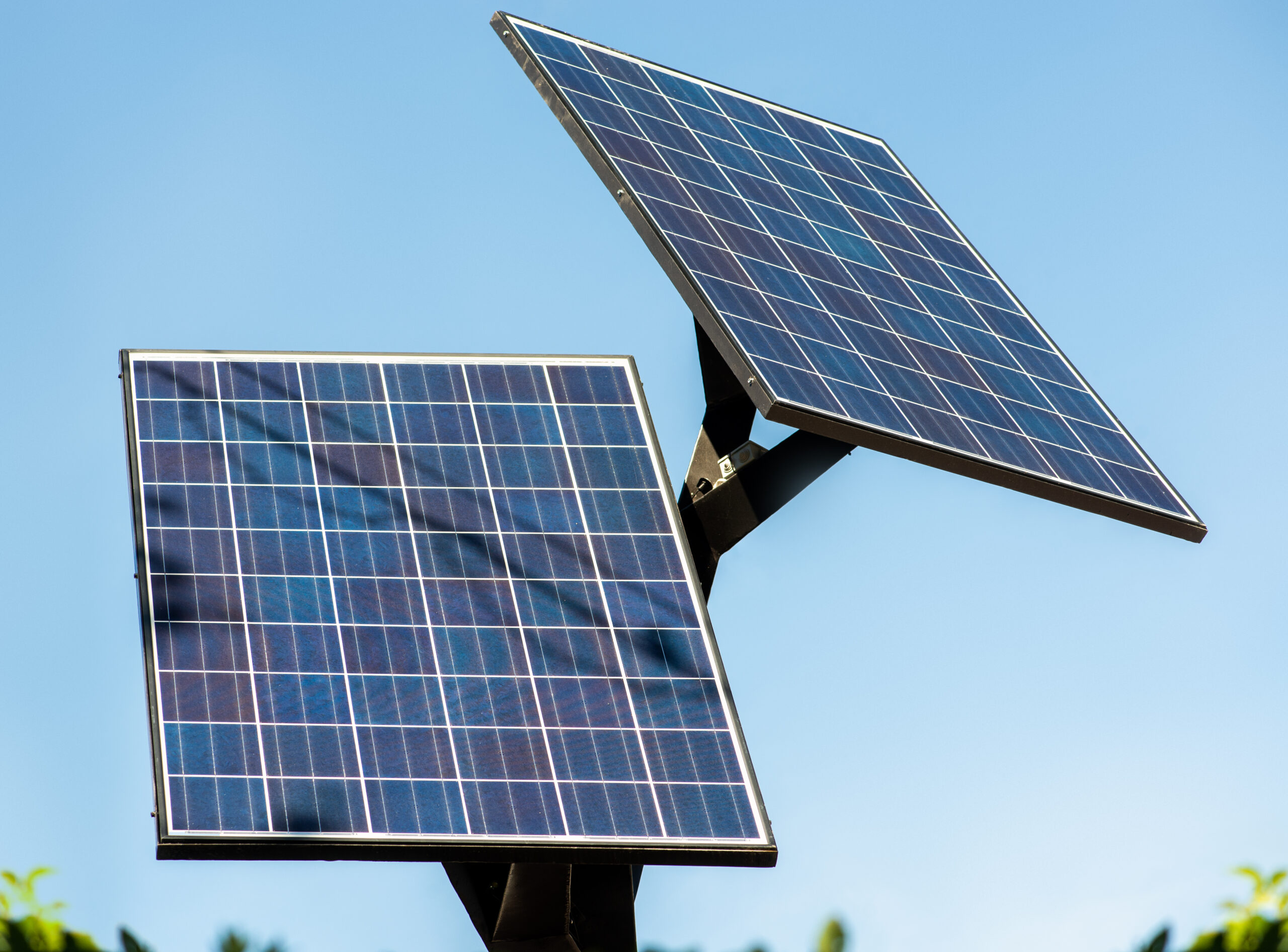 Conversor ou inversor de energia solar: qual a diferença?